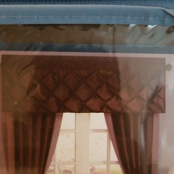 NEW NEVER USED CHOCOLATE VALANCES. - Picture 2 of 5